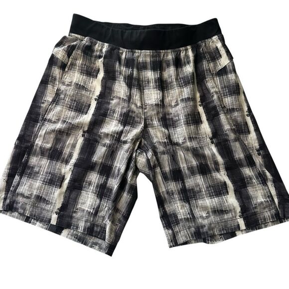 Lululemon men's lightweight unlined athletic workout quick dry shorts size large - Picture 2 of 6